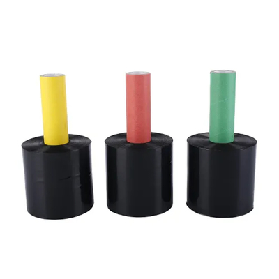 Película negra del abrigo del estiramiento de Mini Handheld que embala LLDPE con el dispensador giratorio de las manijas para el abrigo de los cartones